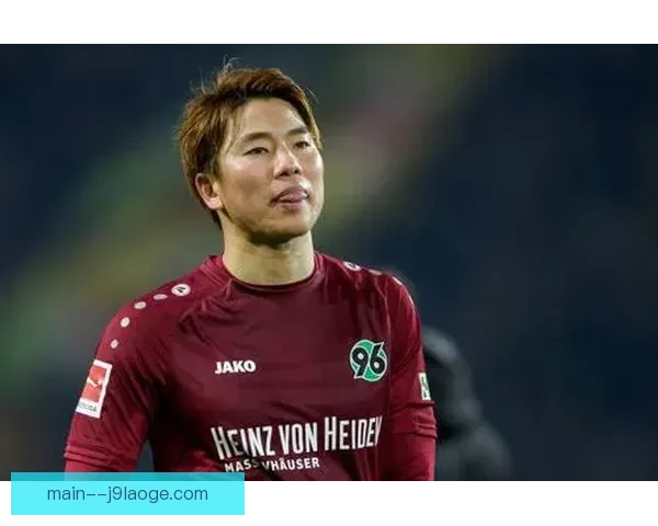 浅野拓磨德甲主场惊艳表现力挫拜仁球门引热议 浅野拓磨德甲主场惊艳表现力挫拜仁球门引热议
